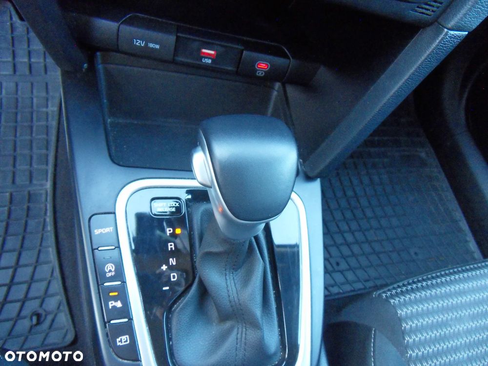 Kia XCeed 1.5 T-GDI M DCT - 26
