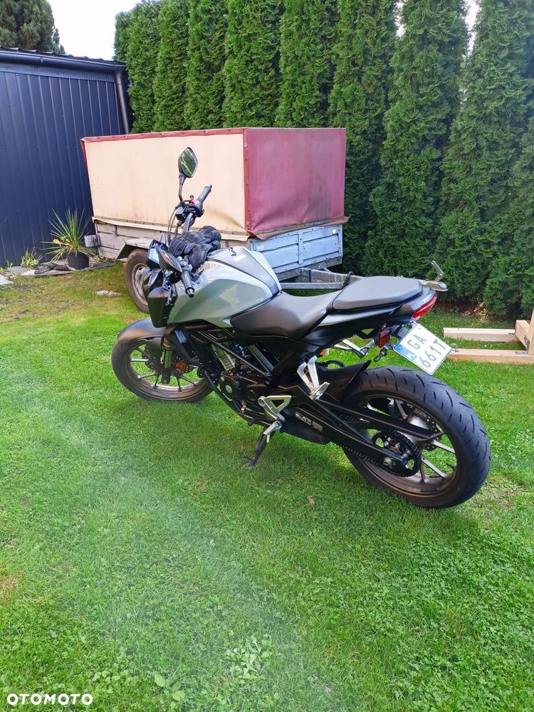 Honda CB - 13