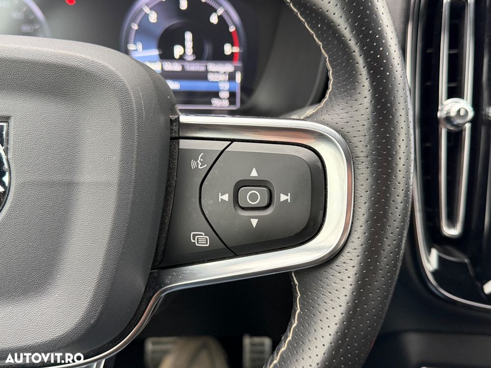 Volvo XC 40 D3 R-Design - 26