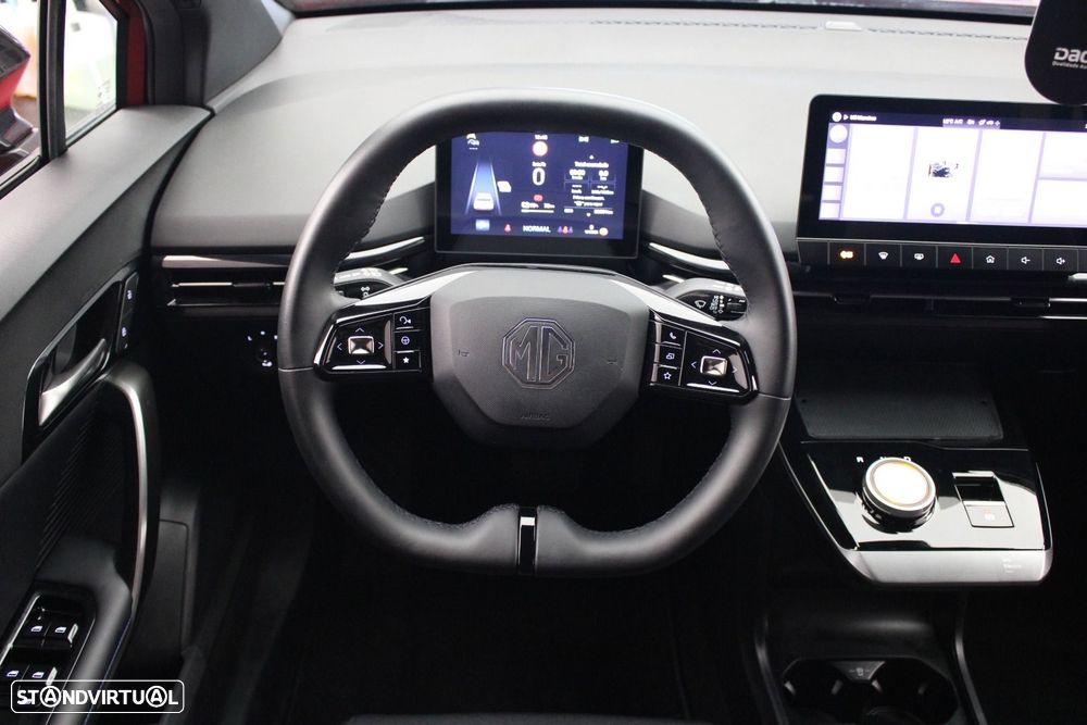 MG MG4 64 kWh Luxury - 10