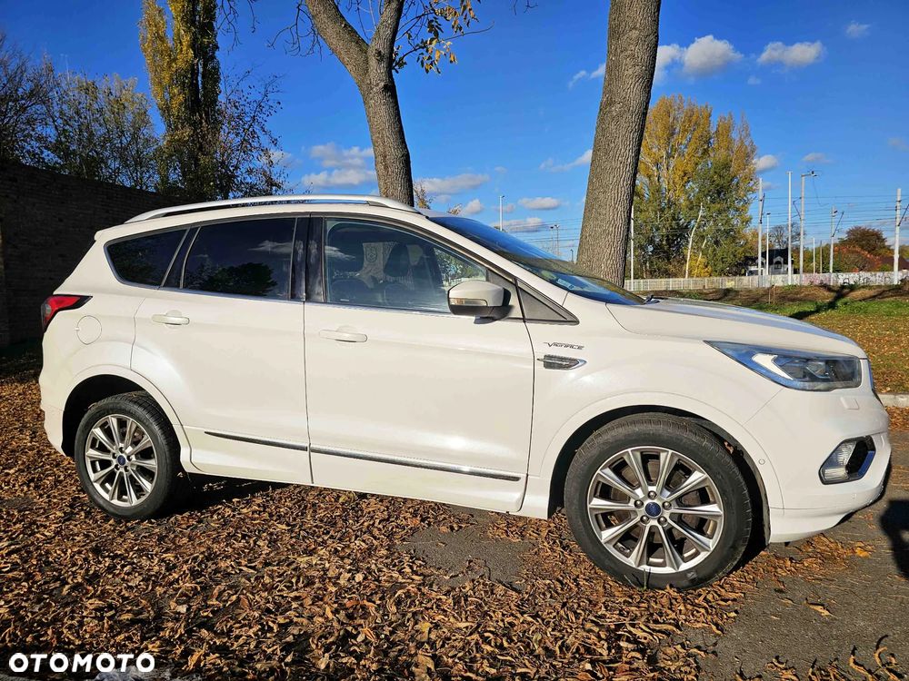 Ford Kuga 2.0 TDCi 4x4 Vignale - 4