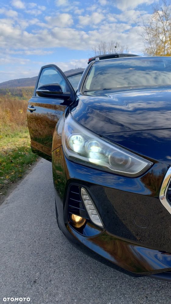 Hyundai i30 1.6 CRDi Classic + DCT - 22