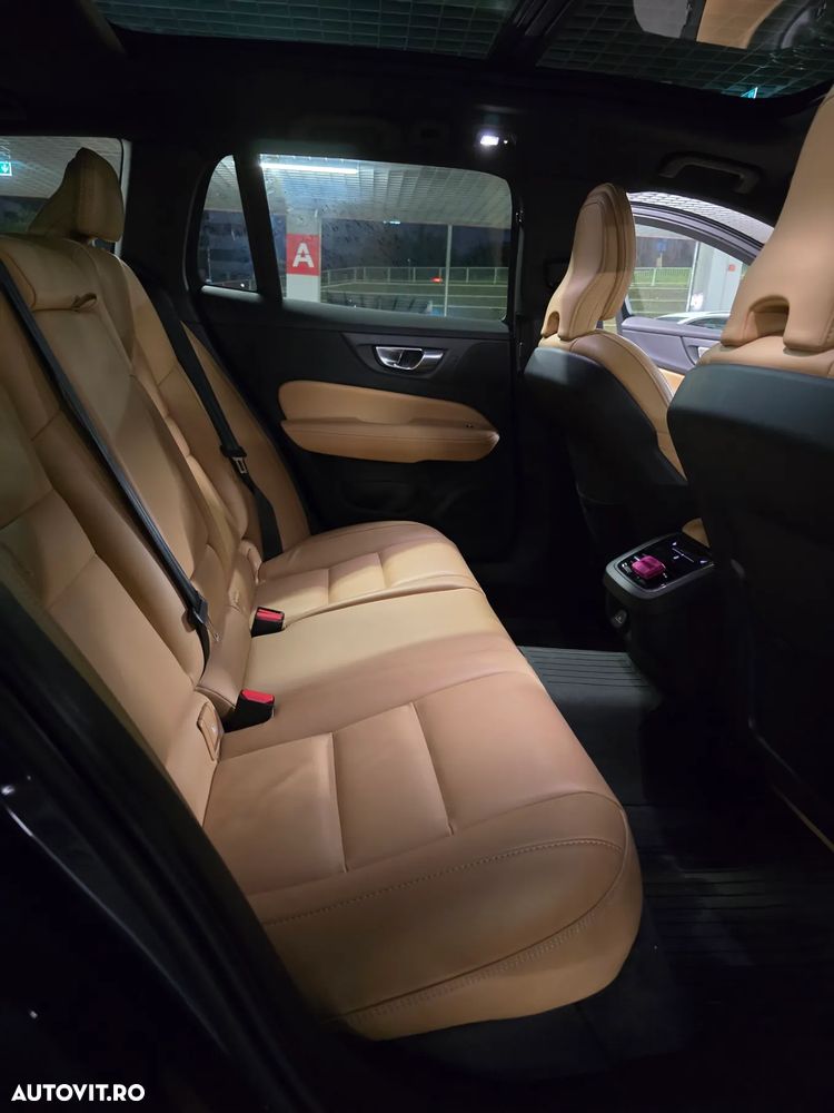 Volvo V60 V60CC B5 MHEV AT AWD Ultimate Bright - 11