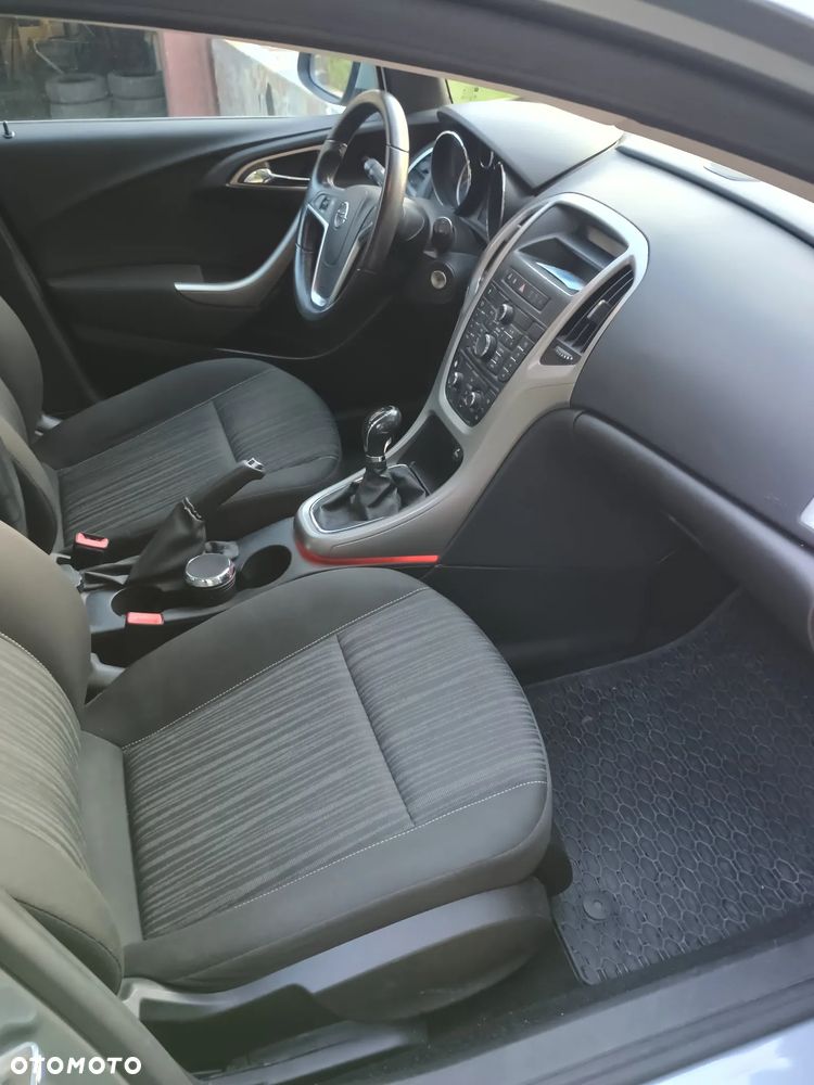 Opel Astra 1.6 Enjoy - 8
