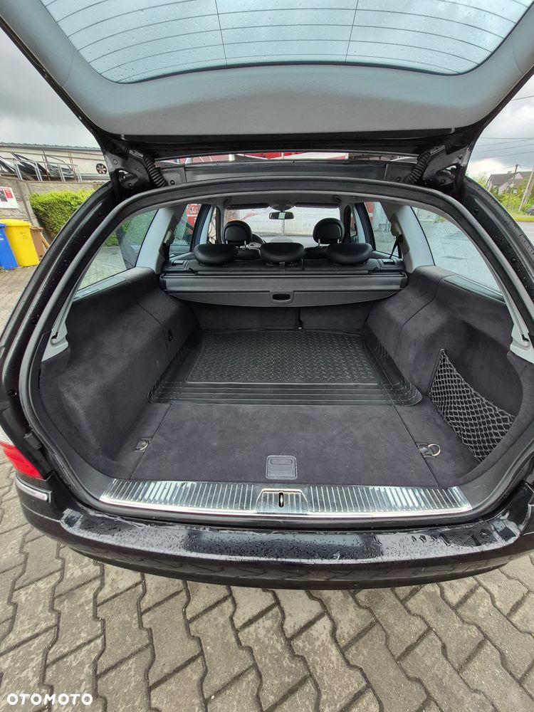 Mercedes-Benz Klasa E 320 CDI Avantgarde - 21