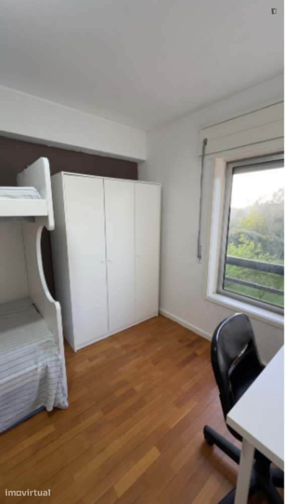 Quarto - localizado em Foz do Douro Porto - Grande imagem: 4/10