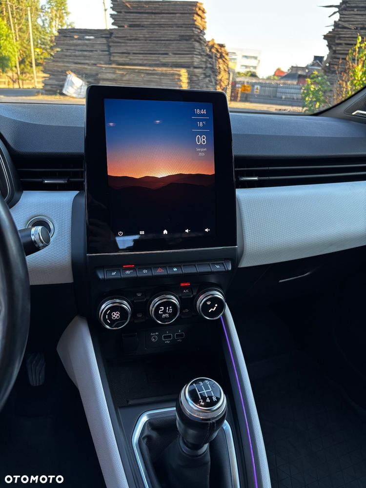 Renault Clio TCe 100 INTENS - 21