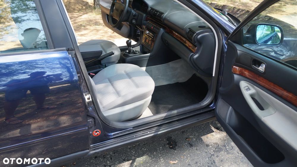 Audi A4 Limousine - 28