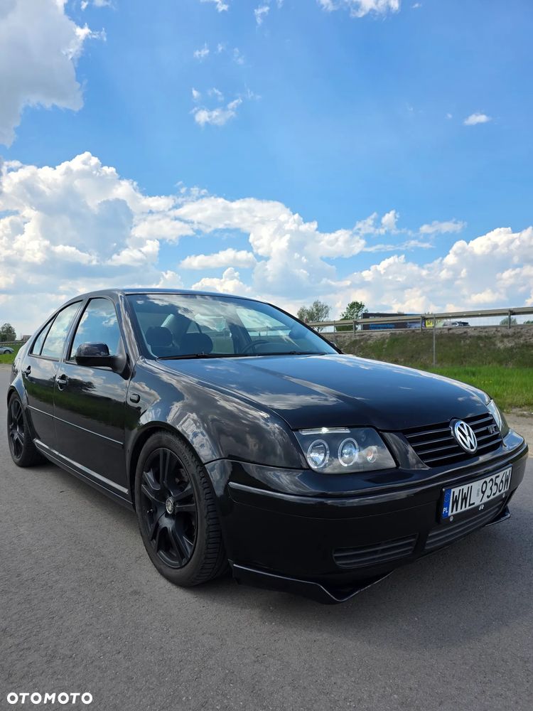 Volkswagen Bora 1.6 Comfortline - 1