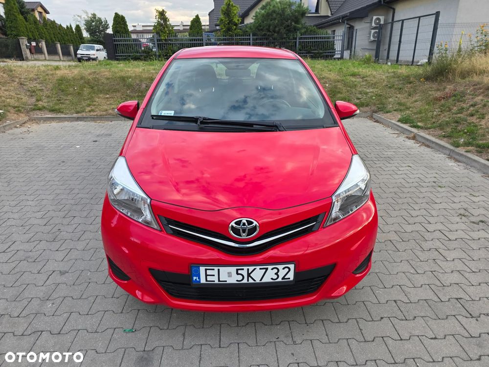 Toyota Yaris - 10