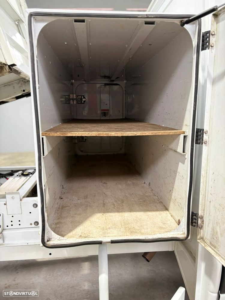 Mercedes-Benz Sprinter 514 Cabine Dupla Basculante - 17