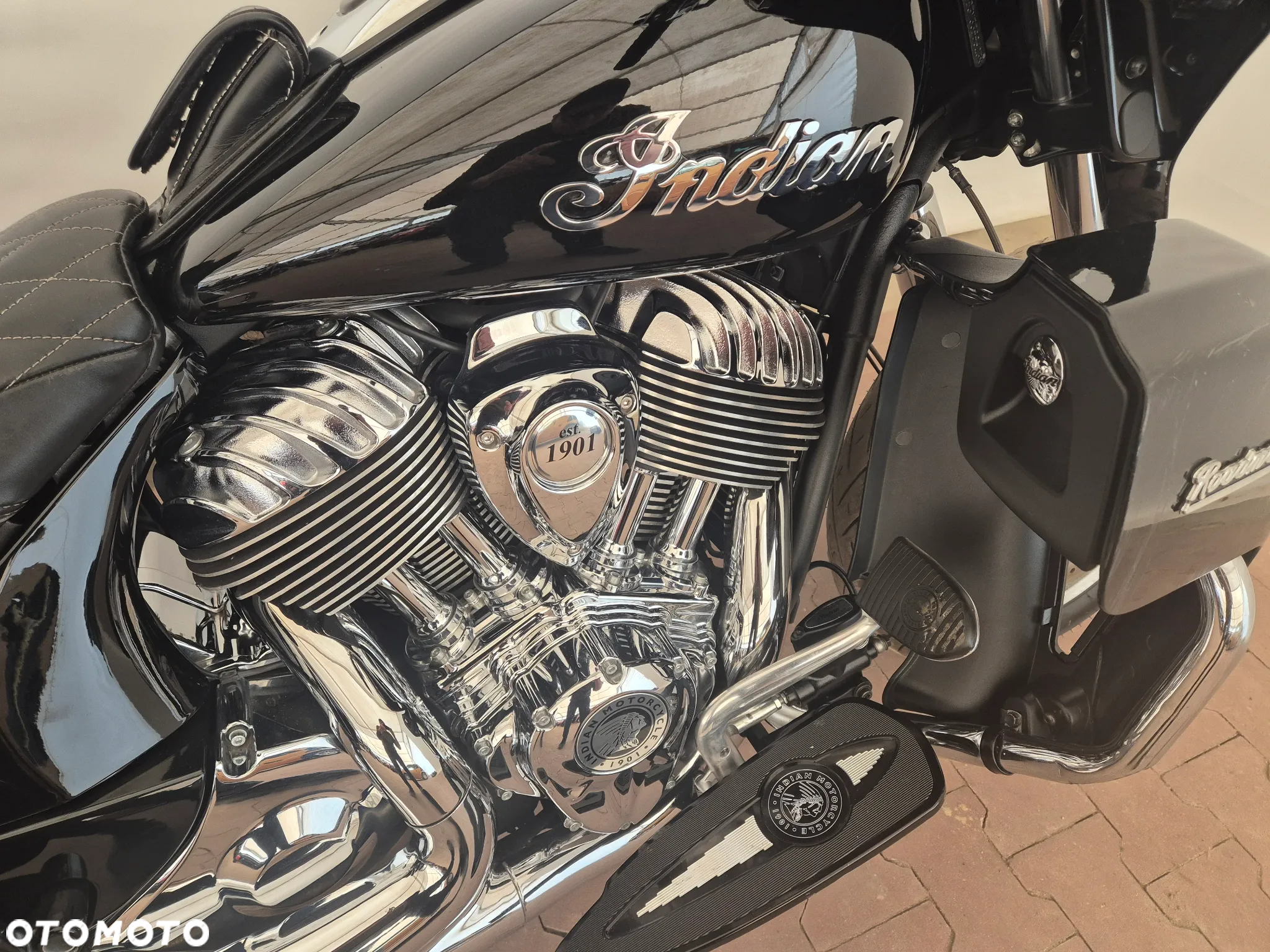 Indian Roadmaster - 11
