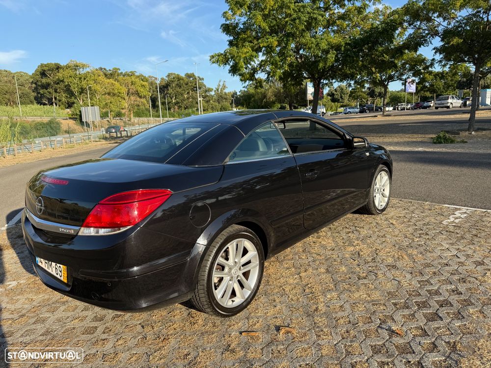 Opel Astra Cabrio 1.9 CDTI Cosmo - 3