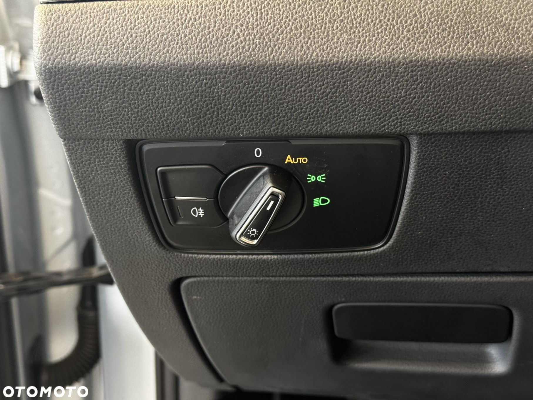 Volkswagen Passat - 17