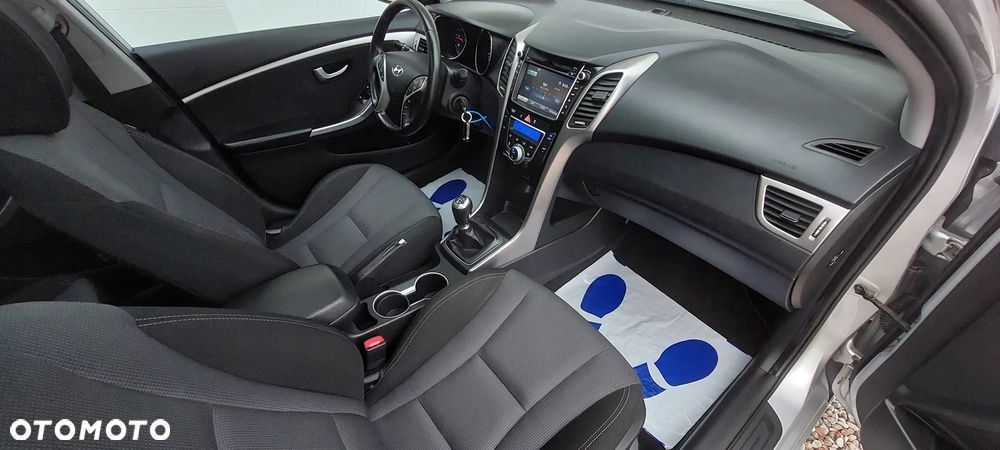 Hyundai i30 1.6 CRDi BlueDrive Comfort - 30