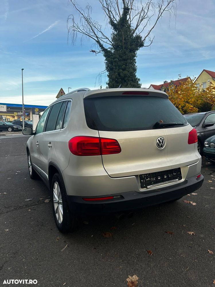 Volkswagen Tiguan 2.0 TDI 4Motion DSG Sport & Style - 4