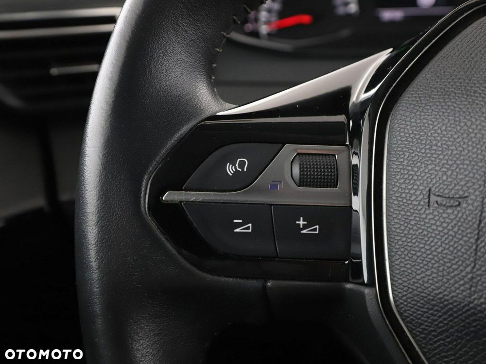 Peugeot 208 1.2 PureTech Style S&S - 31