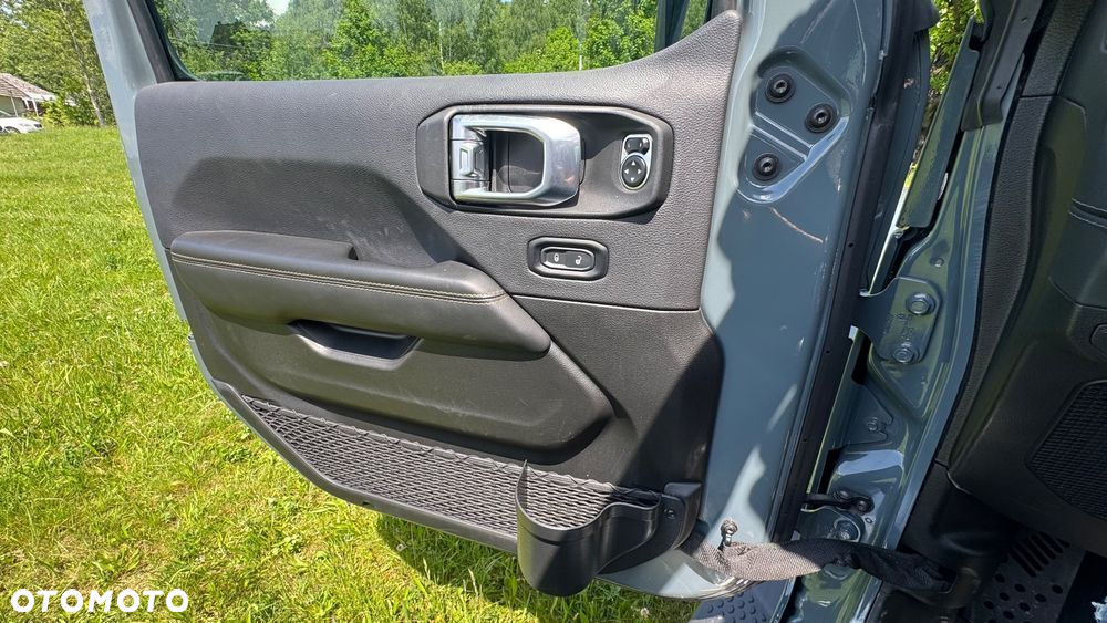 Jeep Wrangler Unlimited GME 2.0 Turbo Sahara - 30