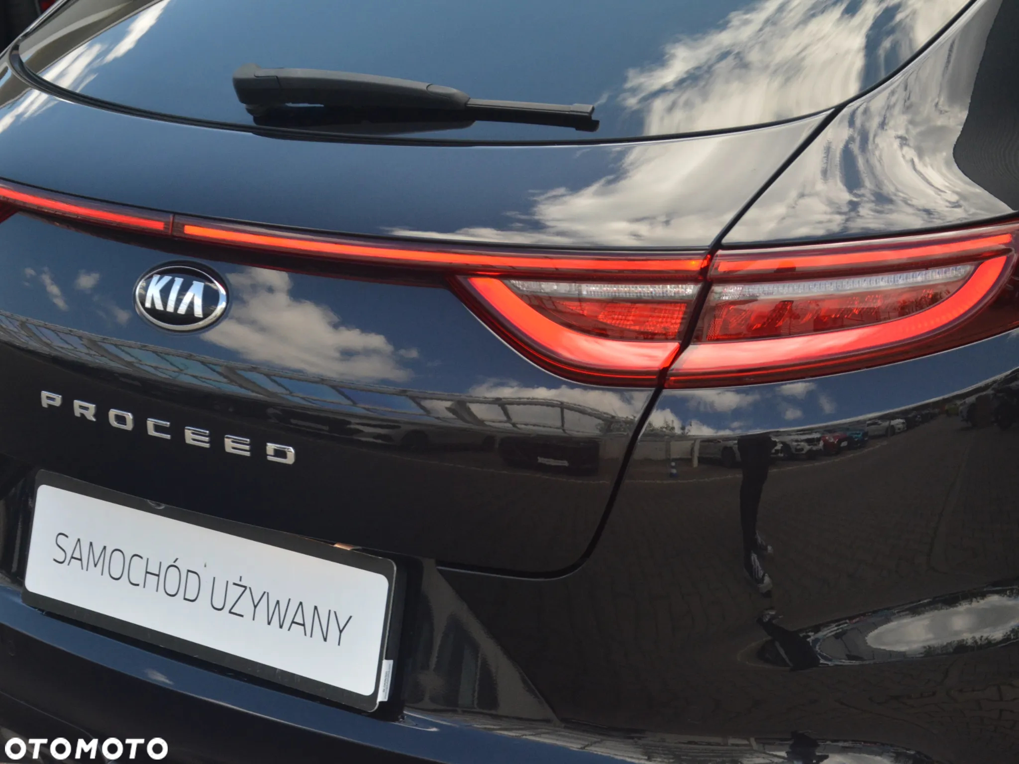 Kia ProCeed 1.6 T-GDI GT DCT - 19
