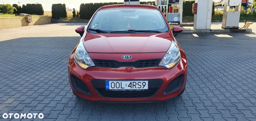 Kia Rio 1.4 Edition 7 - 9