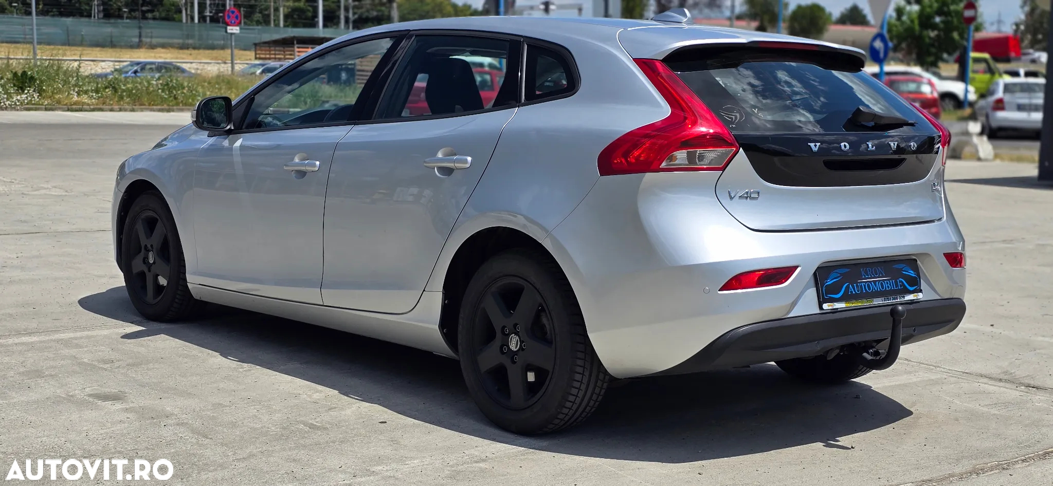 Volvo V40 D2 DRIVe Momentum - 4