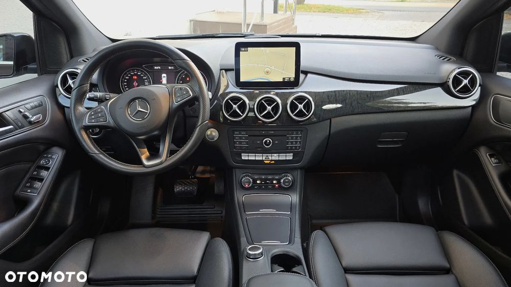 Mercedes-Benz Klasa B 250 4-Matic AMG Line - 20