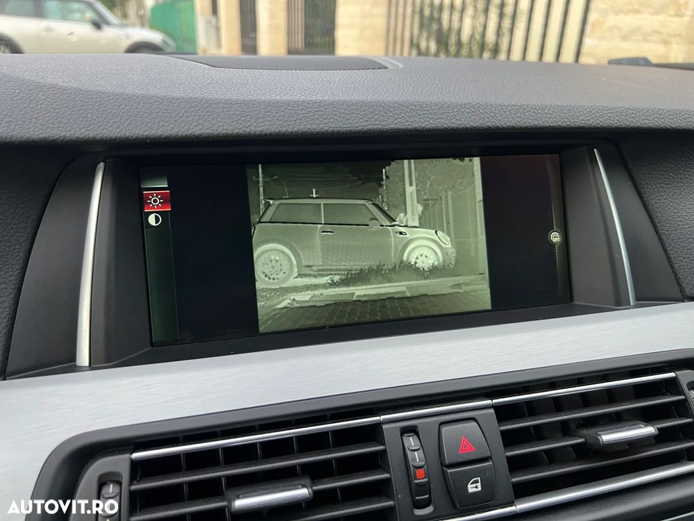 BMW Seria 5 520d xDrive Aut. Luxury Line - 10