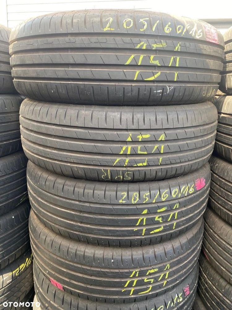 205/60/16 Goodyear EfficientGrip_6,4mm_4szt_(151) - 2