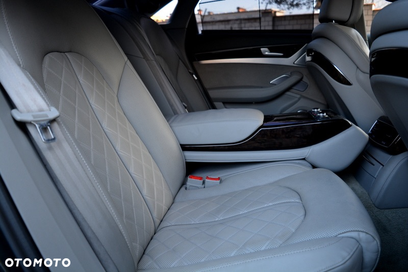 Audi A8 4.2 TDI Quattro - 18