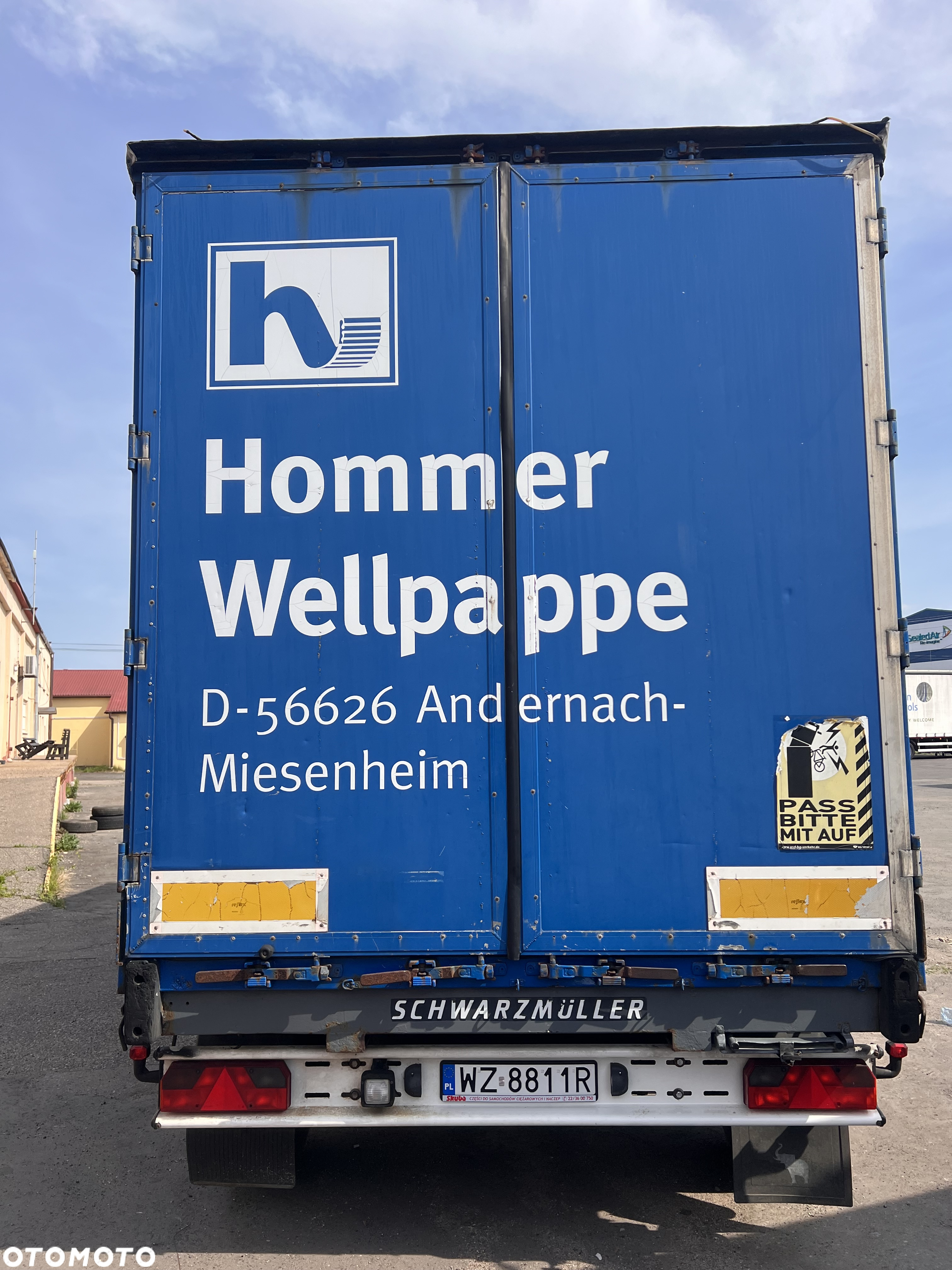 Schwarzmuller - 4