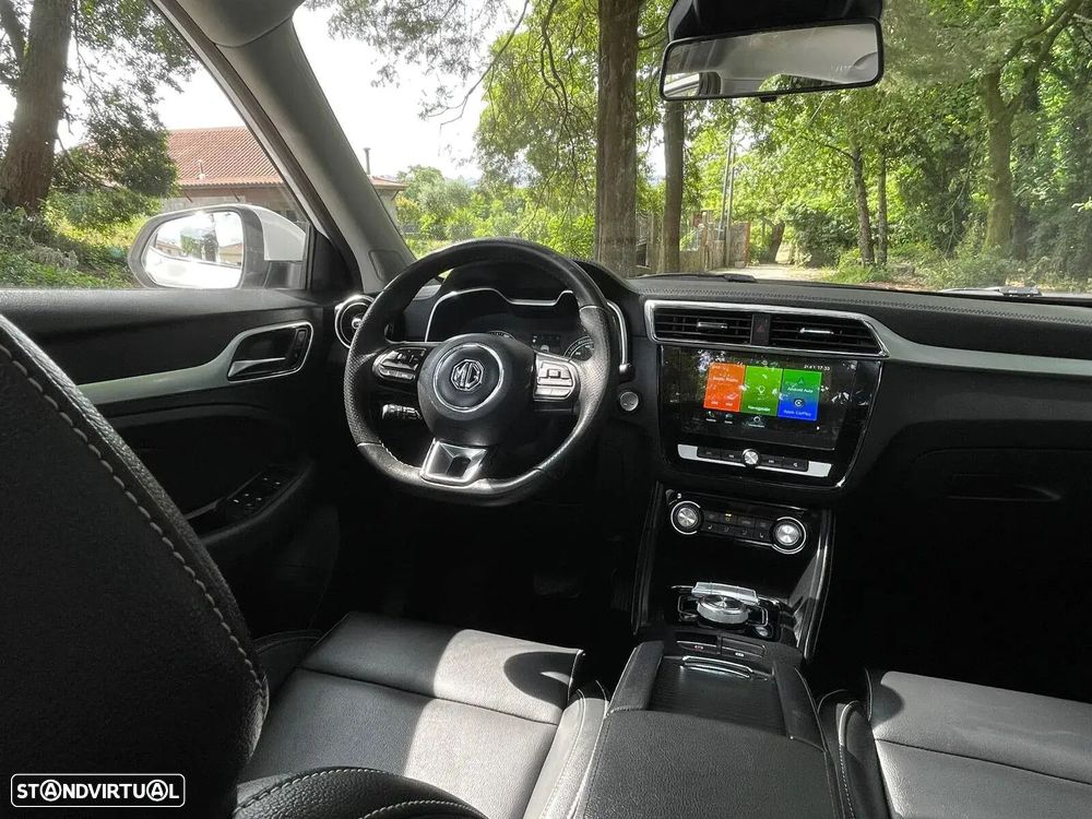 MG ZS Maximal Luxury - 18