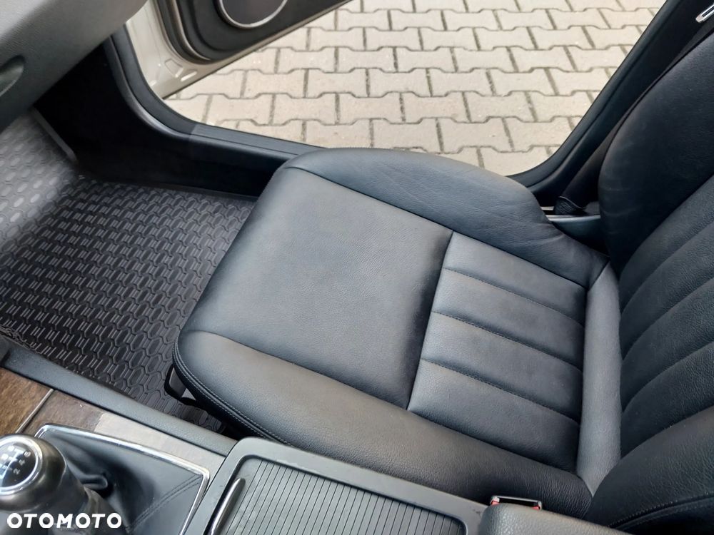 Mercedes-Benz Klasa C 280 Elegance Sport Edition + - 24