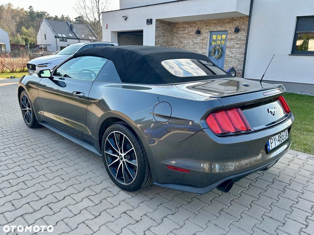 Ford Mustang Cabrio 2.3 Eco Boost - 4