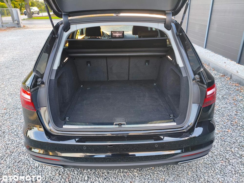 Audi A4 Avant 40 TDI S tronic - 28