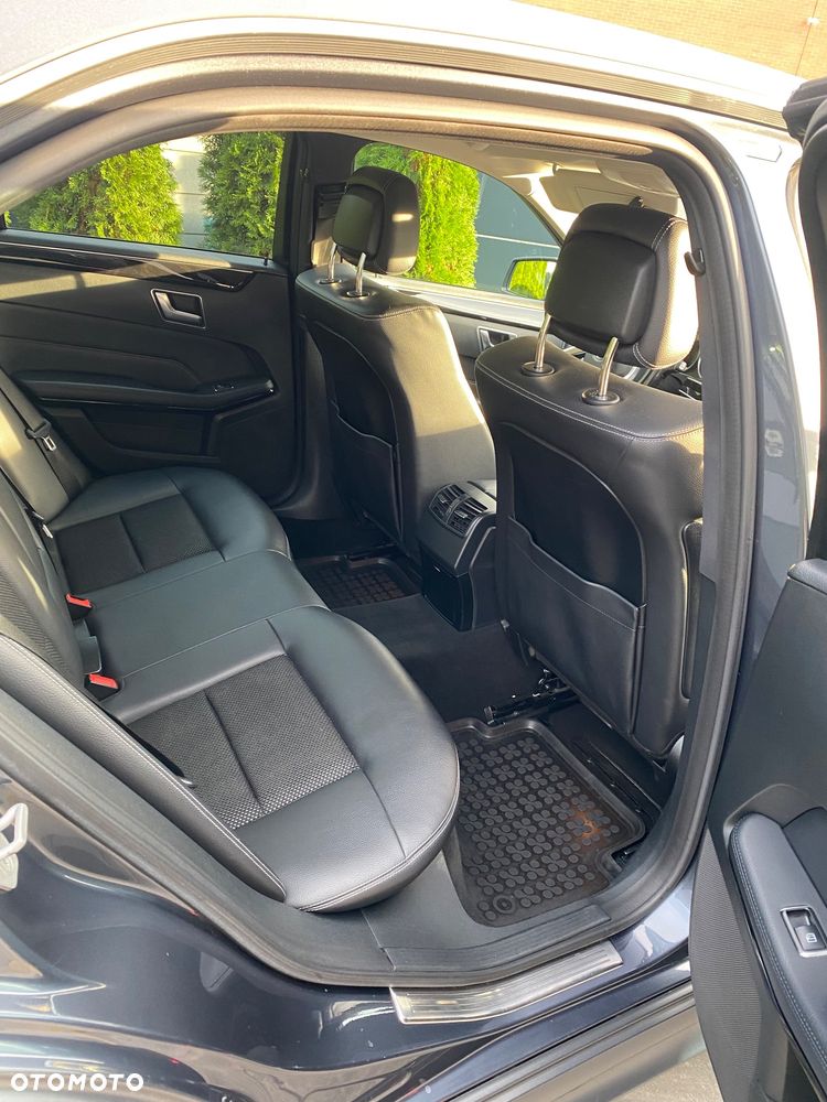 Mercedes-Benz Klasa E 220 BlueTEC 4-Matic Elegance - 10