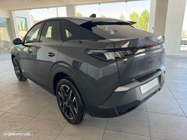 Peugeot 3008 1.2 Hybrid Allure e-DCS6 - 2