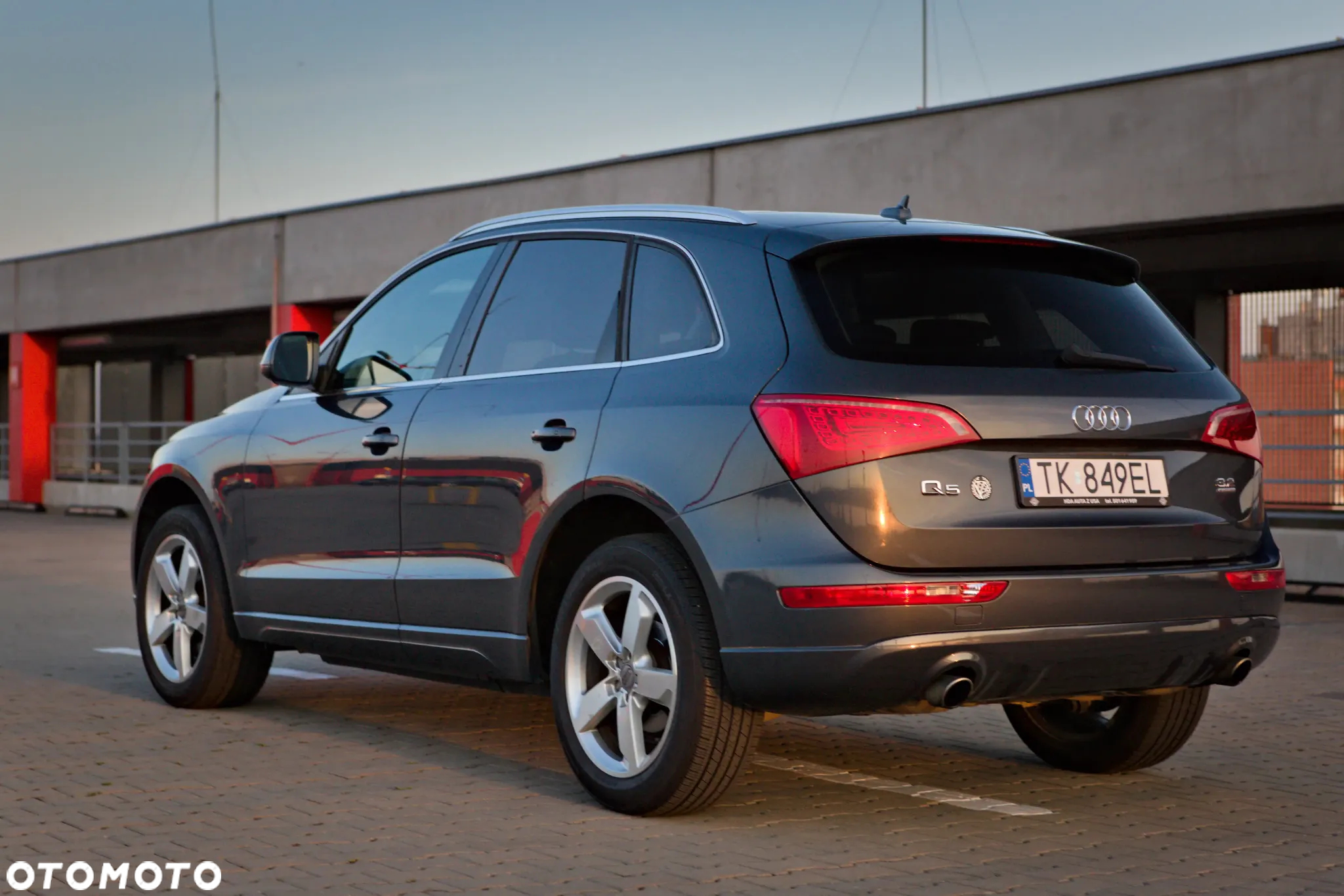 Audi Q5 3.2 FSI Quattro S tronic - 14