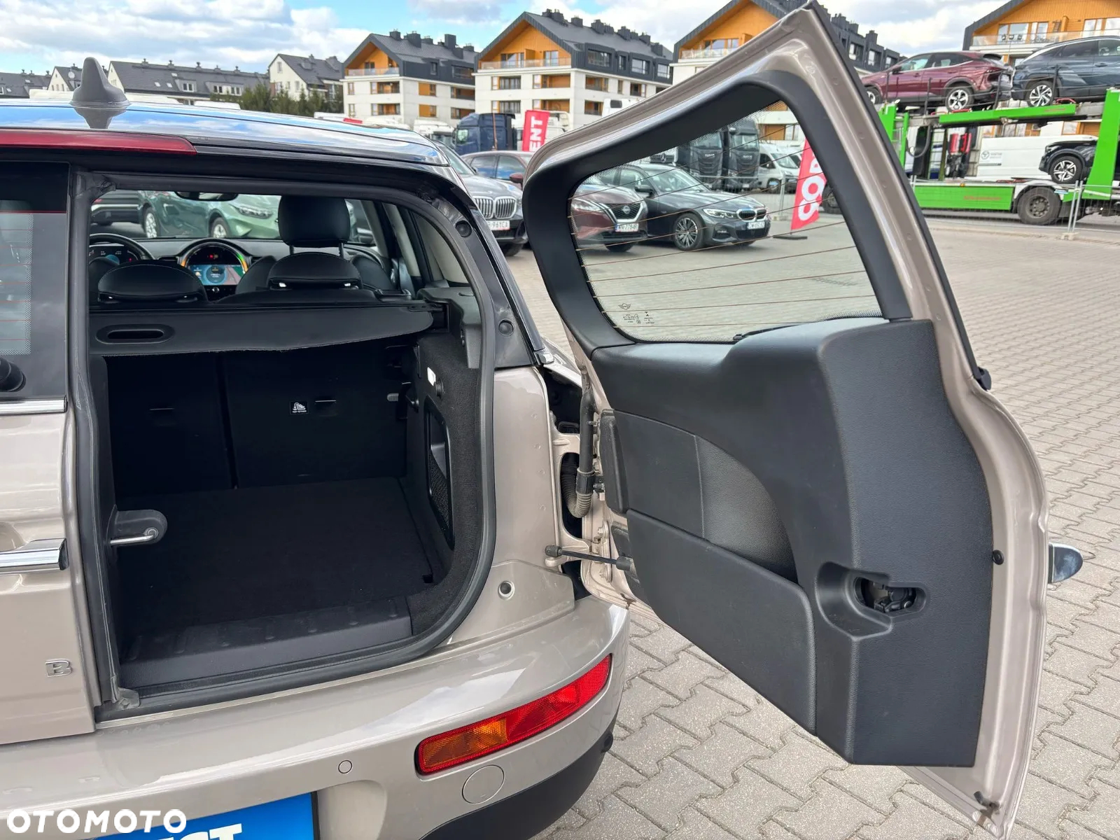 MINI Clubman Cooper - 14