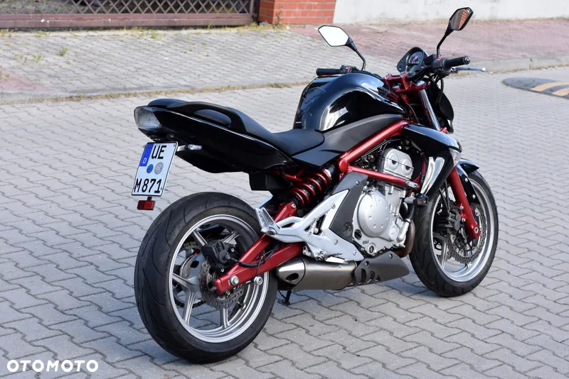 Kawasaki ER - 14