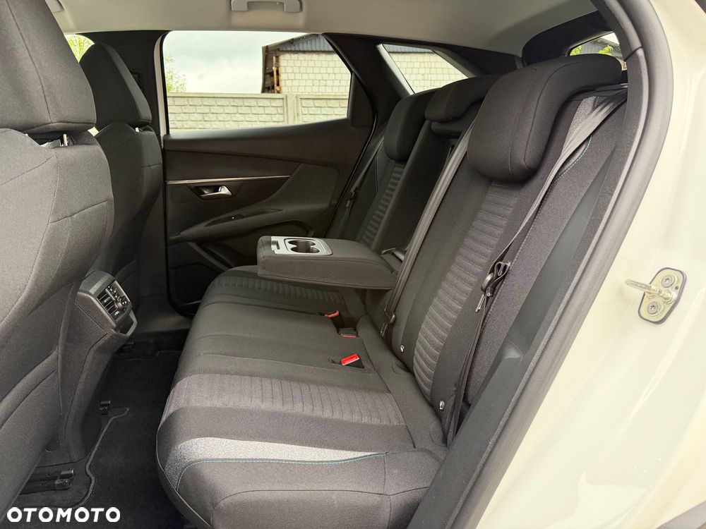 Peugeot 3008 BlueHDi 130 Stop & Start Allure - 32