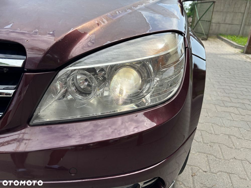 Mercedes-Benz Klasa C 220 CDI DPF Automatik Avantgarde - 37