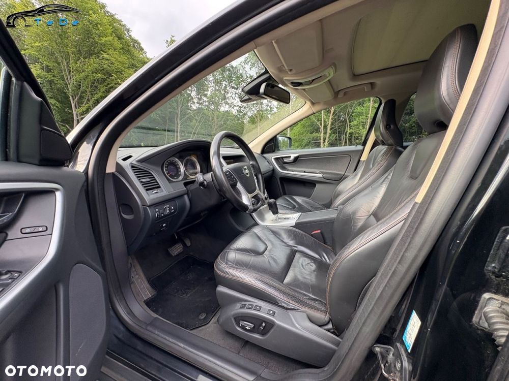 Volvo XC 60 2.4D AWD Summum - 24