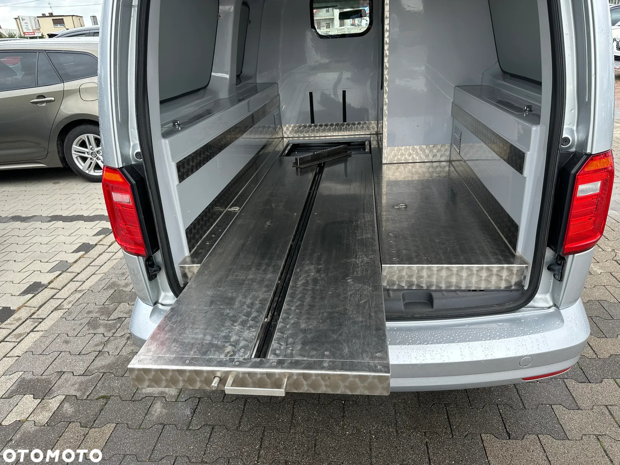 Volkswagen CADDY - 7