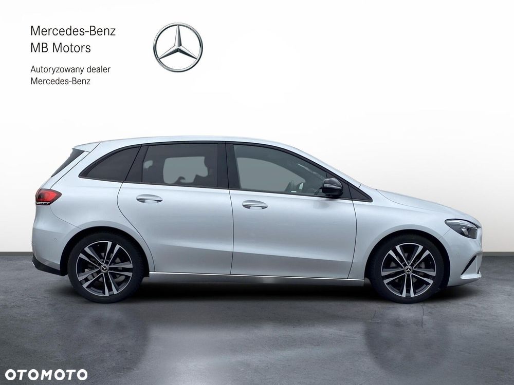 Mercedes-Benz Klasa B 180 Progressive 7G-DCT - 7