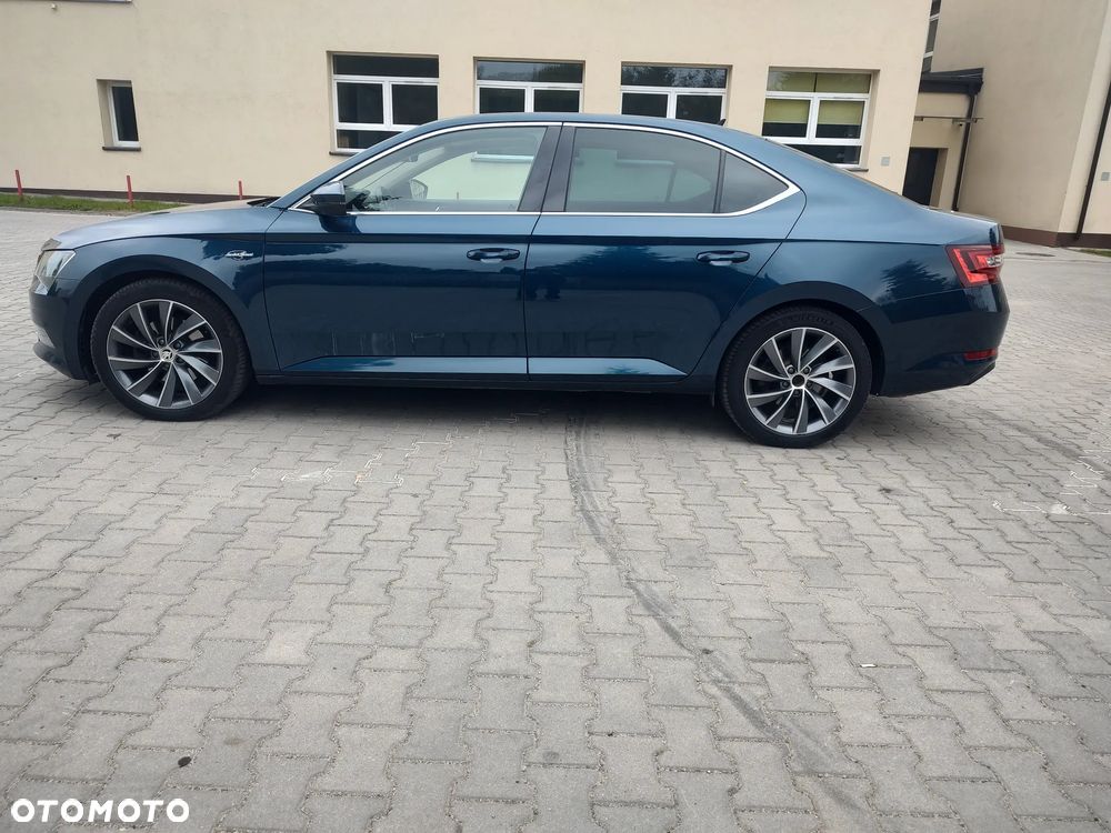 Skoda Superb 2.0 TDI 4x4 L&K DSG - 8