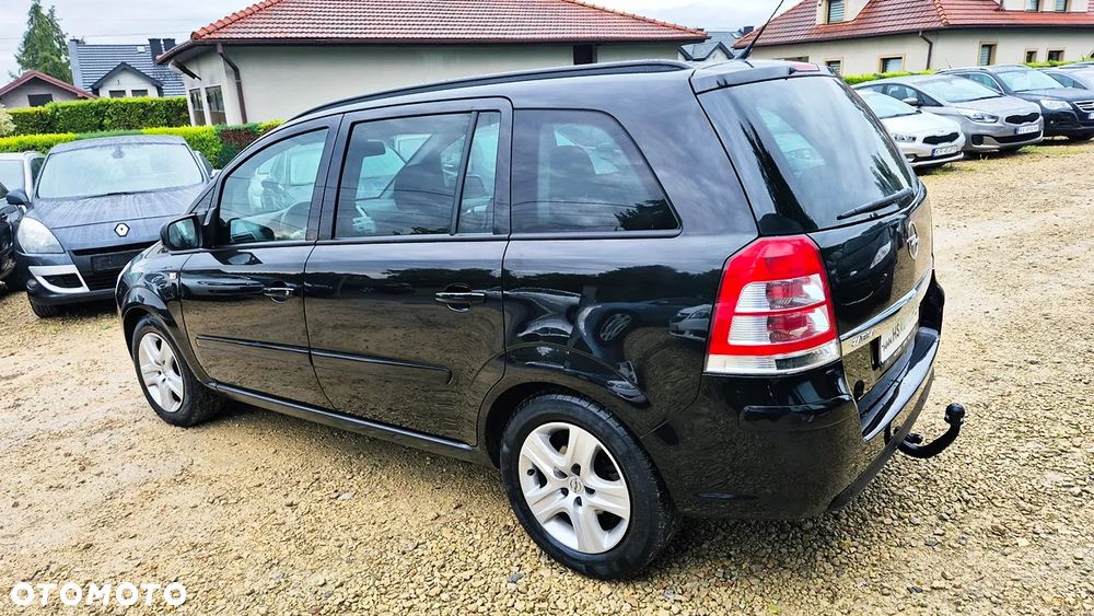 Opel Zafira 1.6 Cosmo EU5 - 19