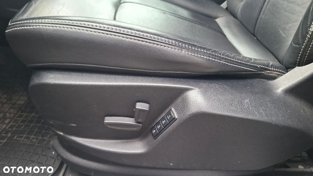 Ford S-Max 2.0 TDCi Titanium - 22