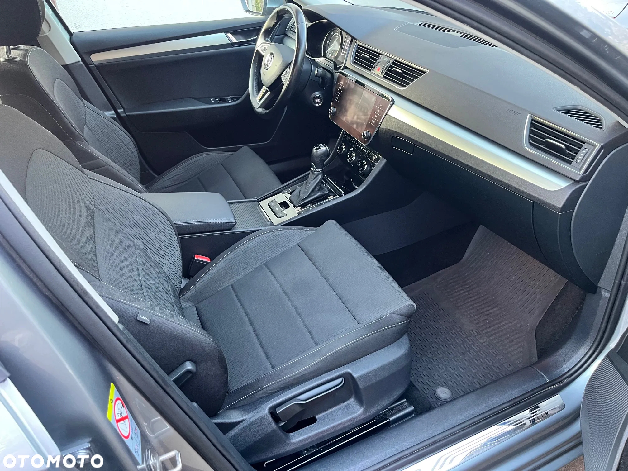 Skoda Superb 2.0 TDI Style DSG - 19