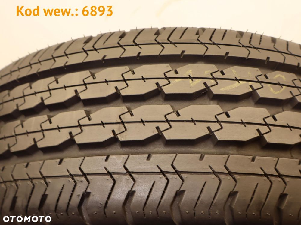 Pirelli CHRONO - 215/70 R15C - 8