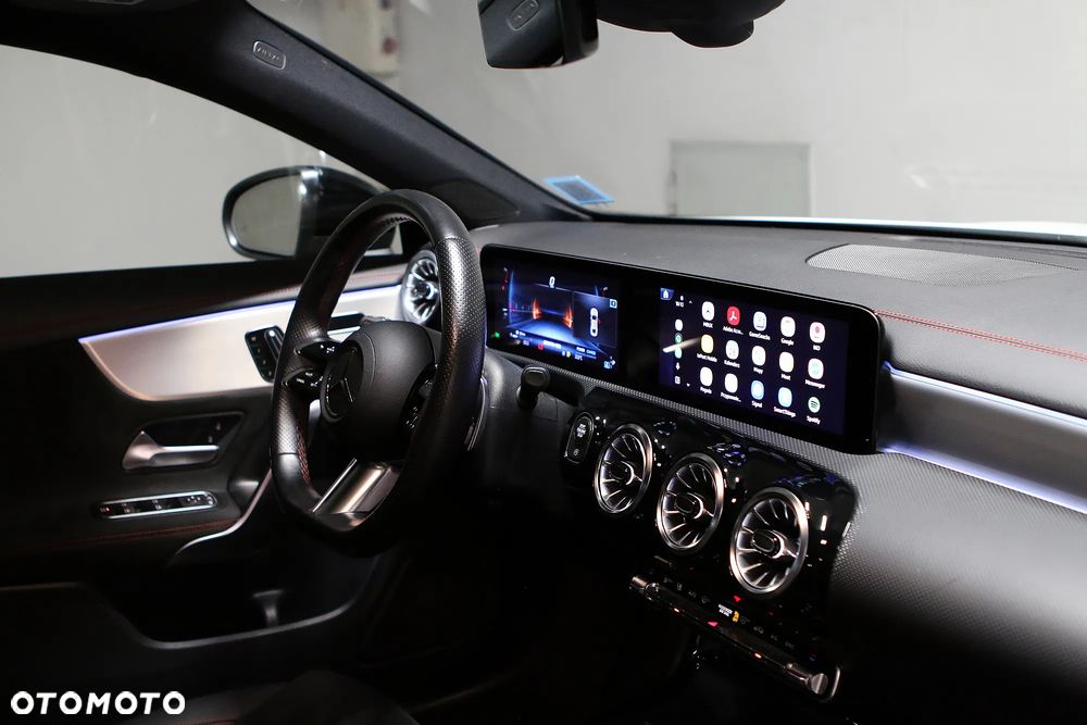Mercedes-Benz CLA 250 AMG Line 7G-DCT - 28